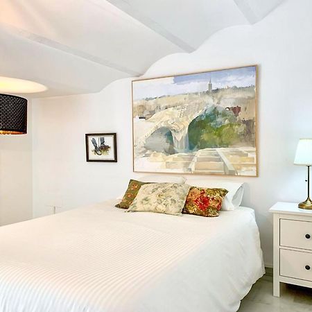 Charming 2 Bedroom Boutique Triplex Apartment With Private Terrace At Seville City Center By Ocityzen Bagian luar foto
