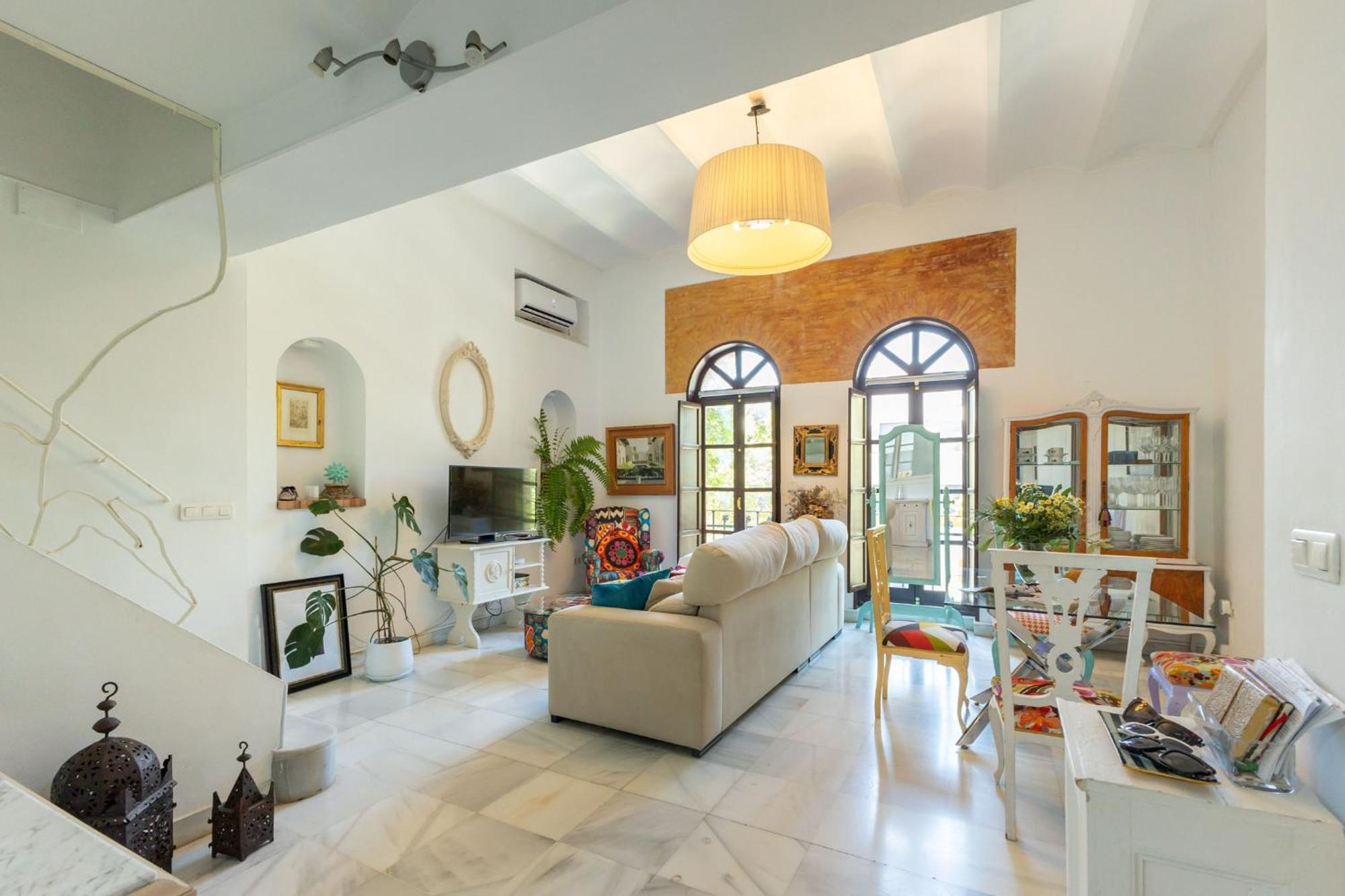 Charming 2 Bedroom Boutique Triplex Apartment With Private Terrace At Seville City Center By Ocityzen Bagian luar foto
