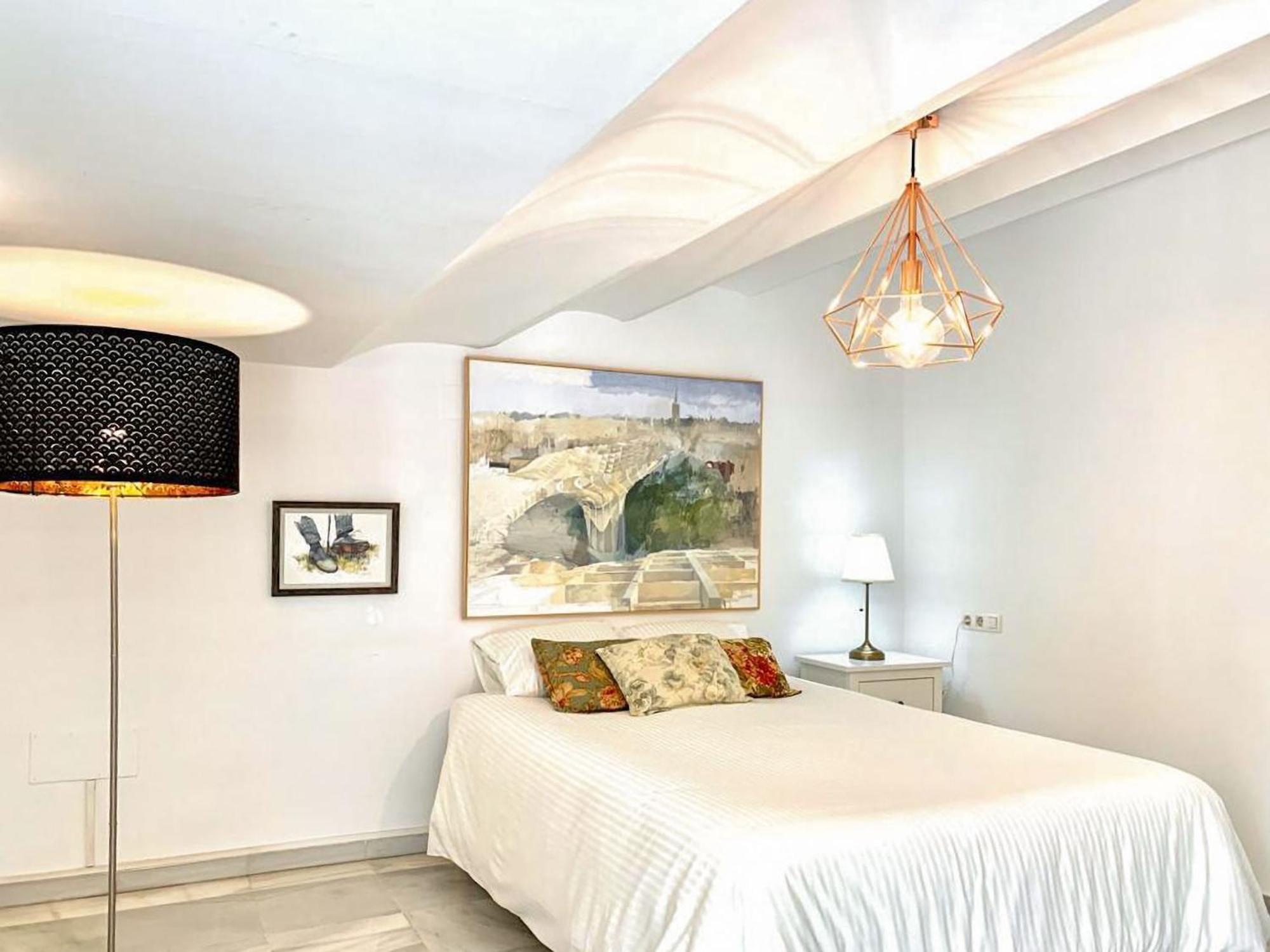 Charming 2 Bedroom Boutique Triplex Apartment With Private Terrace At Seville City Center By Ocityzen Bagian luar foto
