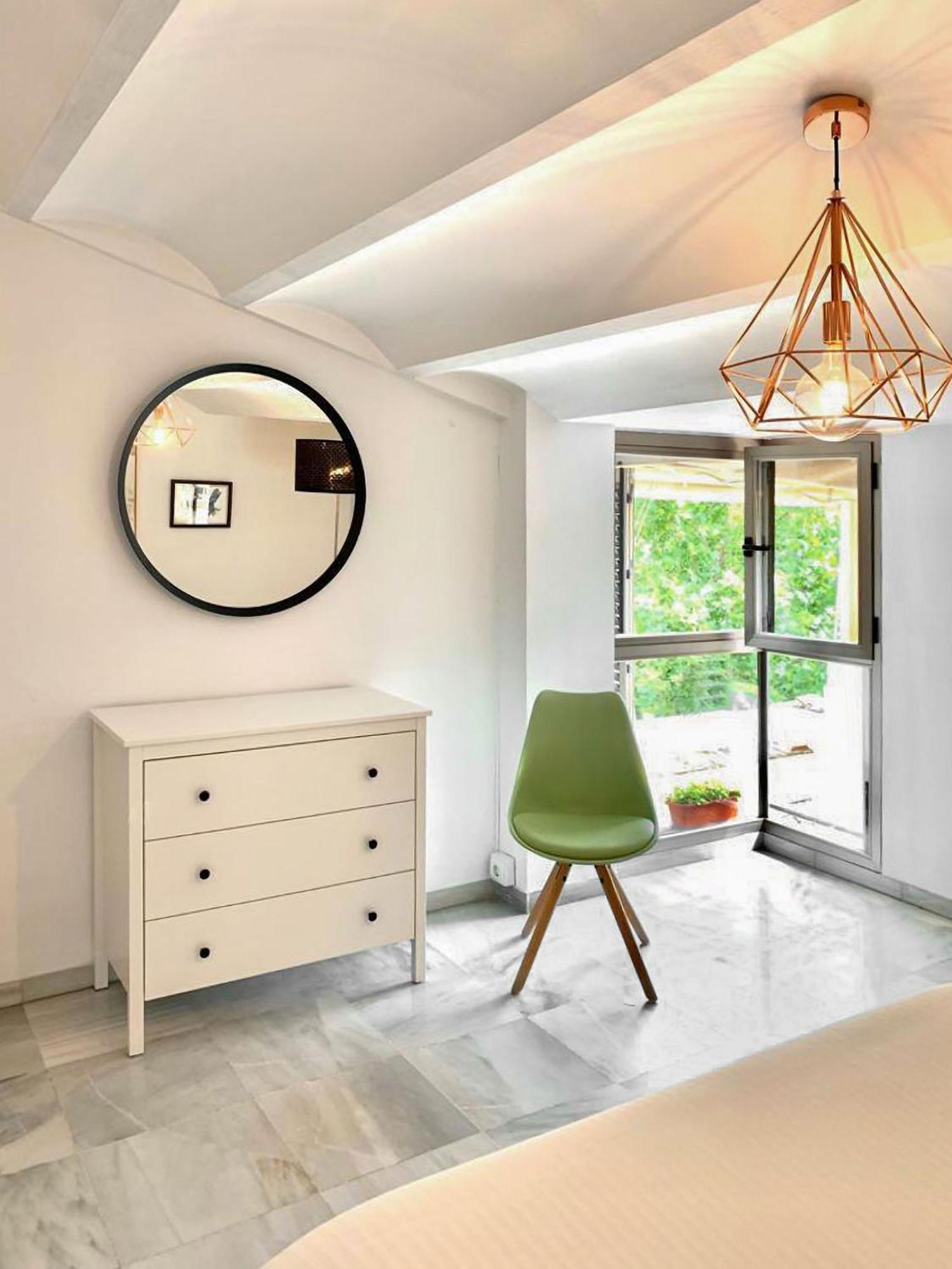Charming 2 Bedroom Boutique Triplex Apartment With Private Terrace At Seville City Center By Ocityzen Bagian luar foto